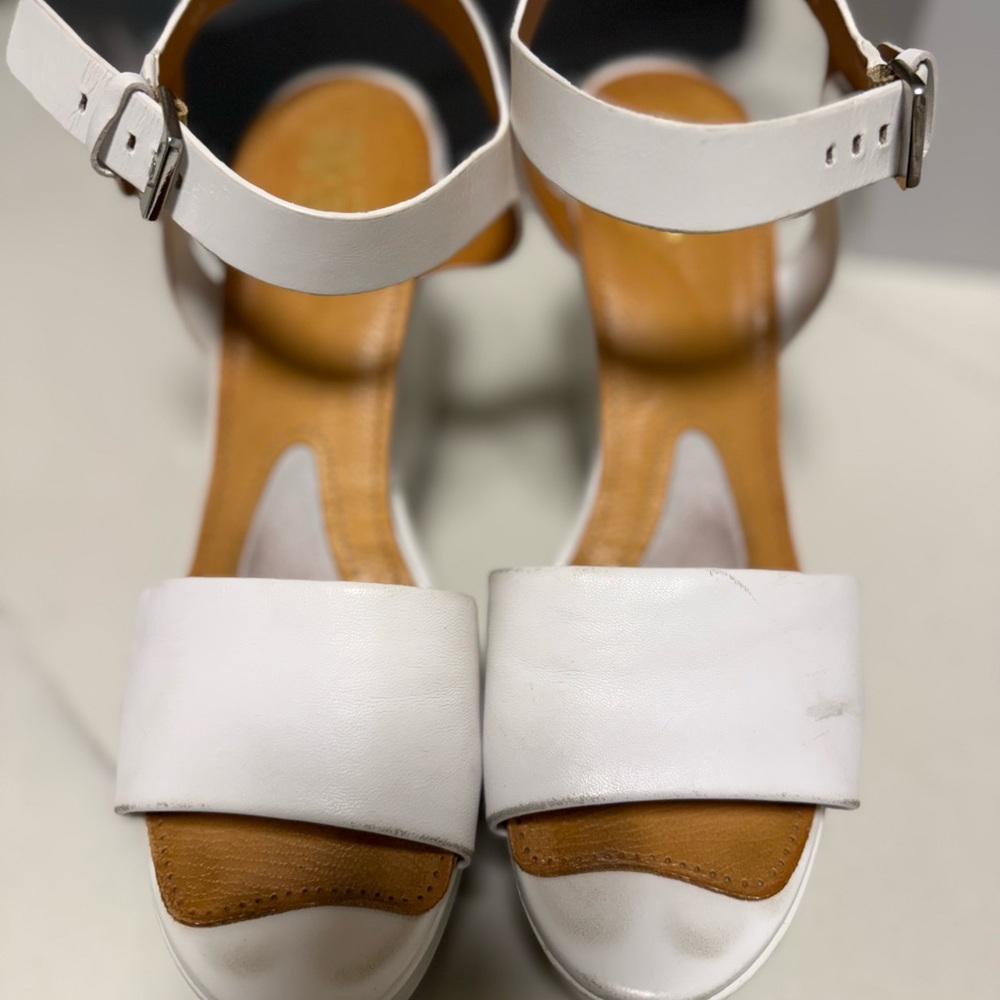 Robert Clergerie White Leather Sandals size 9.5